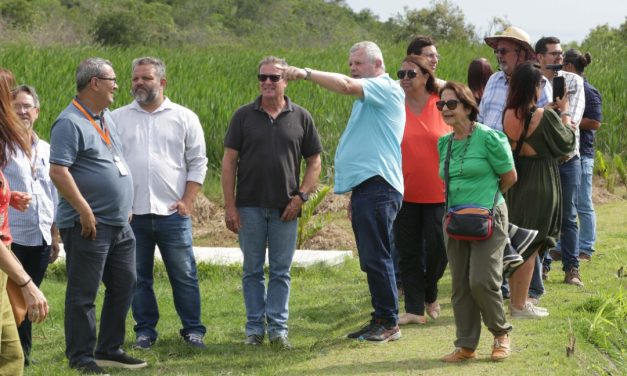 Comitiva francesa visita obras do Parque Orla Piratininga