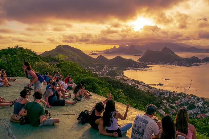 UFF apresenta resultados de pesquisas realizadas nos últimos dois anos sobre turismo e desenvolvimento econômico em Niterói