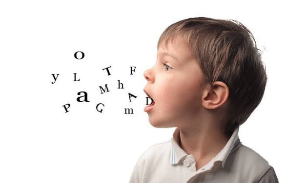 Apraxia de Fala na Infância (AFI) e Transtorno do Espectro do Autismo – por Ananda Dutra
