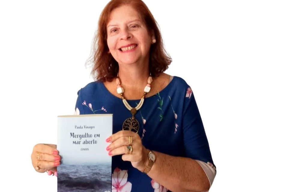 Escritora niteroiense premiada lança livro de contos