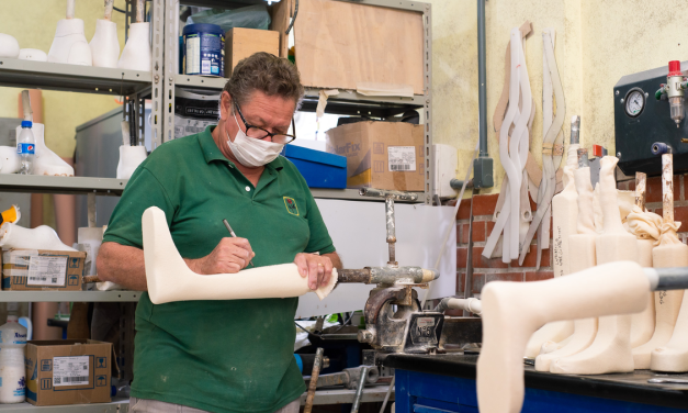 Órteses e próteses fabricadas pela Pestalozzi atendem pacientes de 60 cidades do Estado