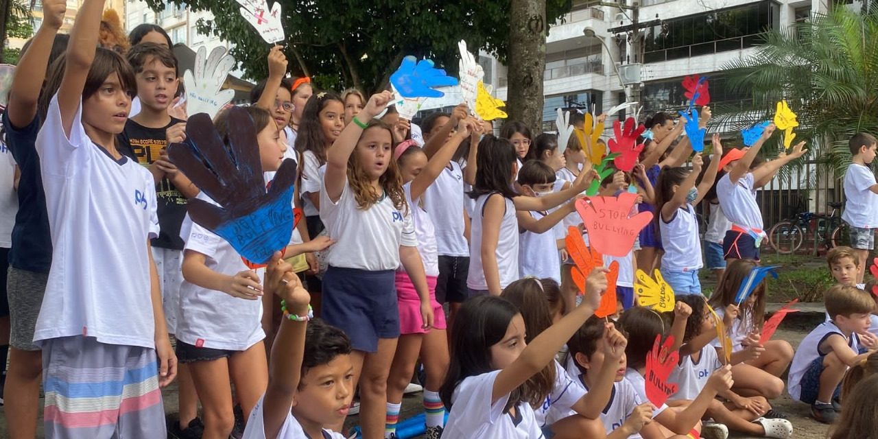 Colégio pH realiza 2ª Caminhada pelo Dia Nacional de Combate ao Bullying e à Violência nas Escolas