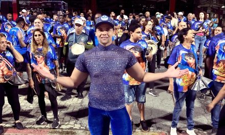 Niteroense estreará como rei de bateria na Sapucaí