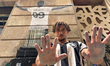 Artista botafoguense de Niterói faz mural em Barcelona em homenagem a Igor Jesus