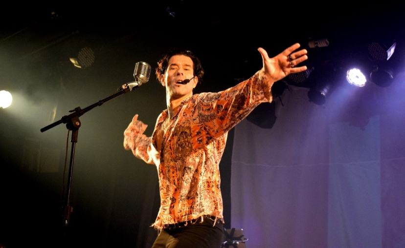 Daniel Del Sarto apresenta stand-up sobre os anos 80 em Niterói