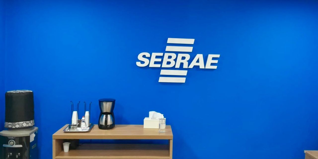 Suderj e Sebrae Rio firmam parceria para inaugurar posto de atendimento no Complexo Esportivo da Rocinha