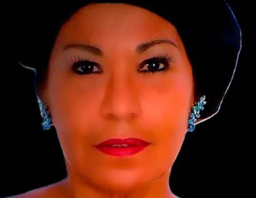 Ritah Mansur leva música e emoção ao projeto “Arte na Rua” em Icaraí