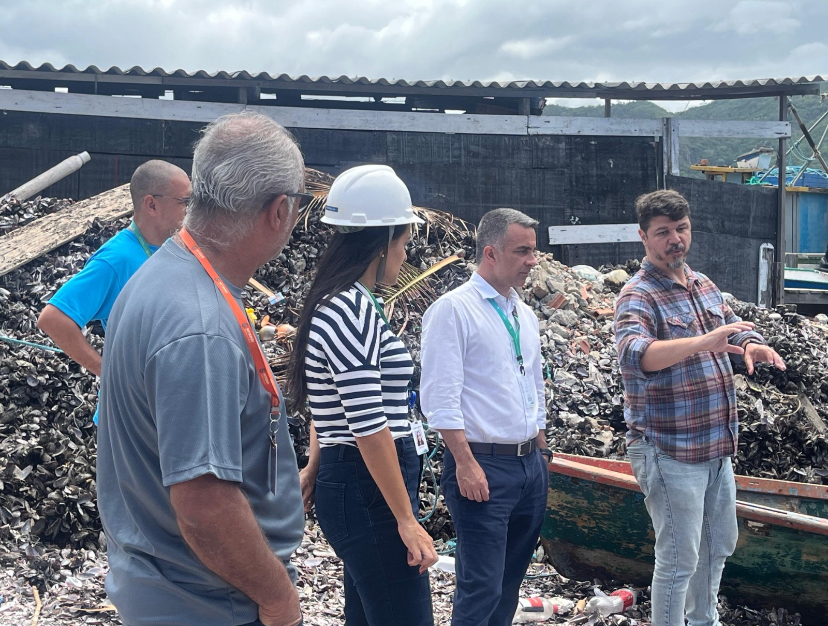 Águas de Niterói estuda projeto de expansão da rede de esgoto em Jurujuba