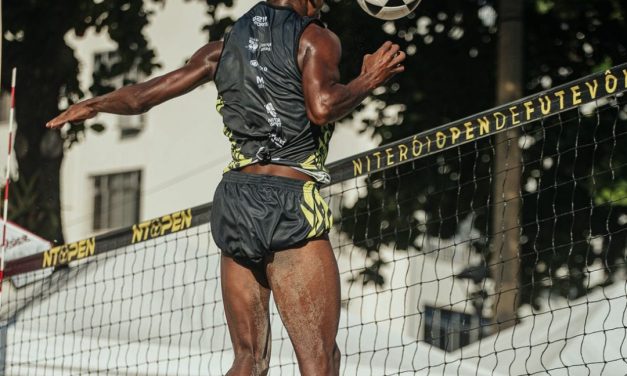 Niterói Open de Futevôlei chega à 12ª etapa com defesa de cinturão na Praia de Icaraí