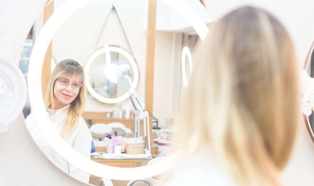 Sobrancelhas naturais e personalizadas marcam nova fase da estética, aponta especialista Cida Pires