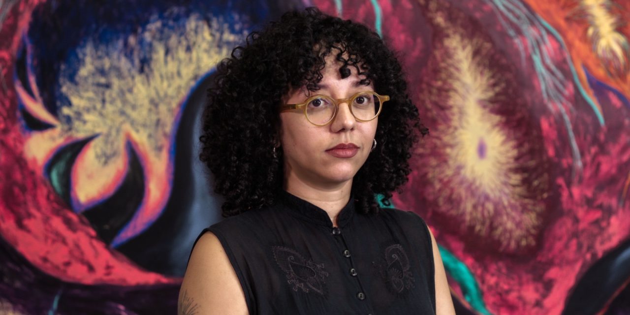 Mostra “Mariana Rocha: Espaço profundo” apresenta pinturas recentes tomadas pela força do cósmico n’A Gentil Carioca São Paulo