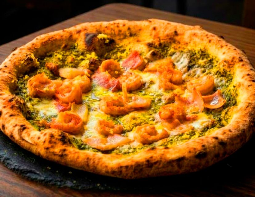 Gio Pizzeria combina camarão e panceta defumada em nova criação